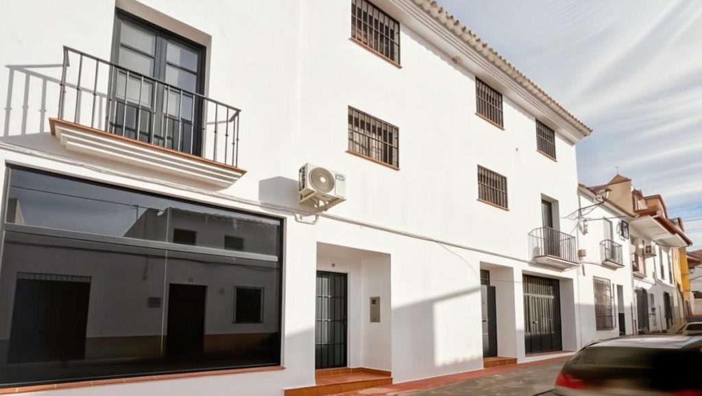 Town house in Riogordo