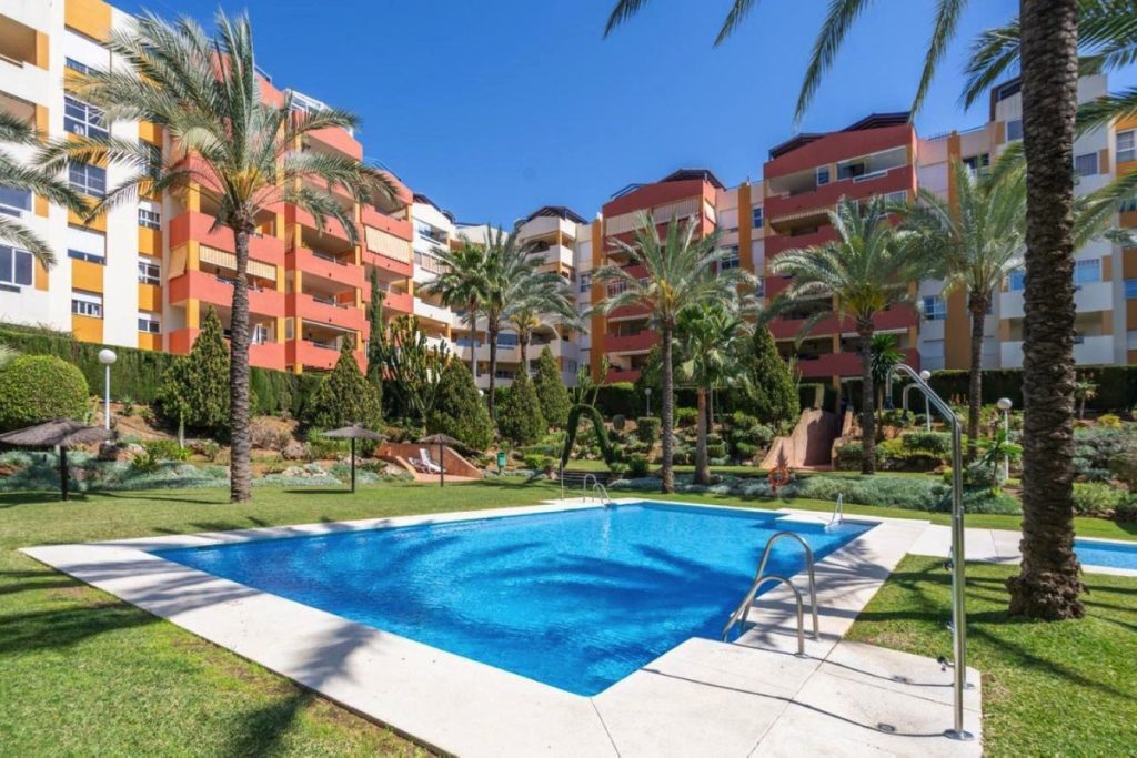 Apartment in Estepona