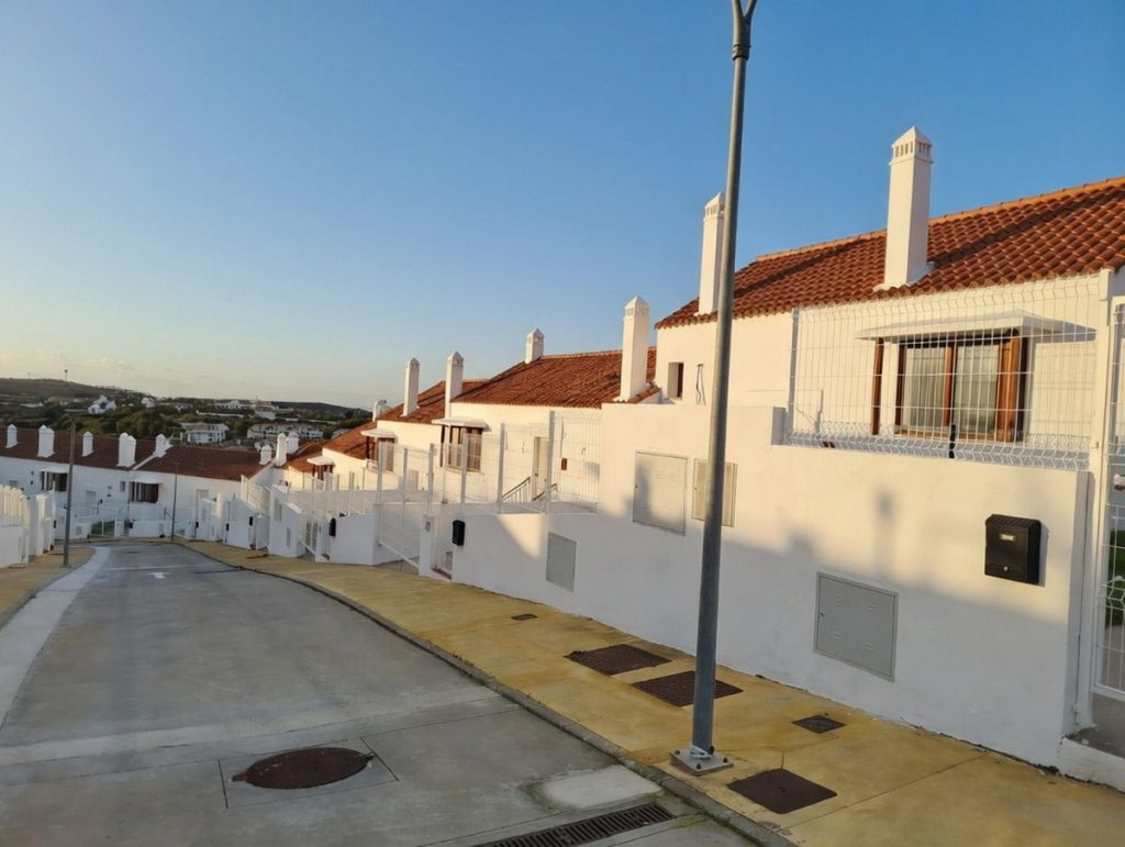 Town house in Casares