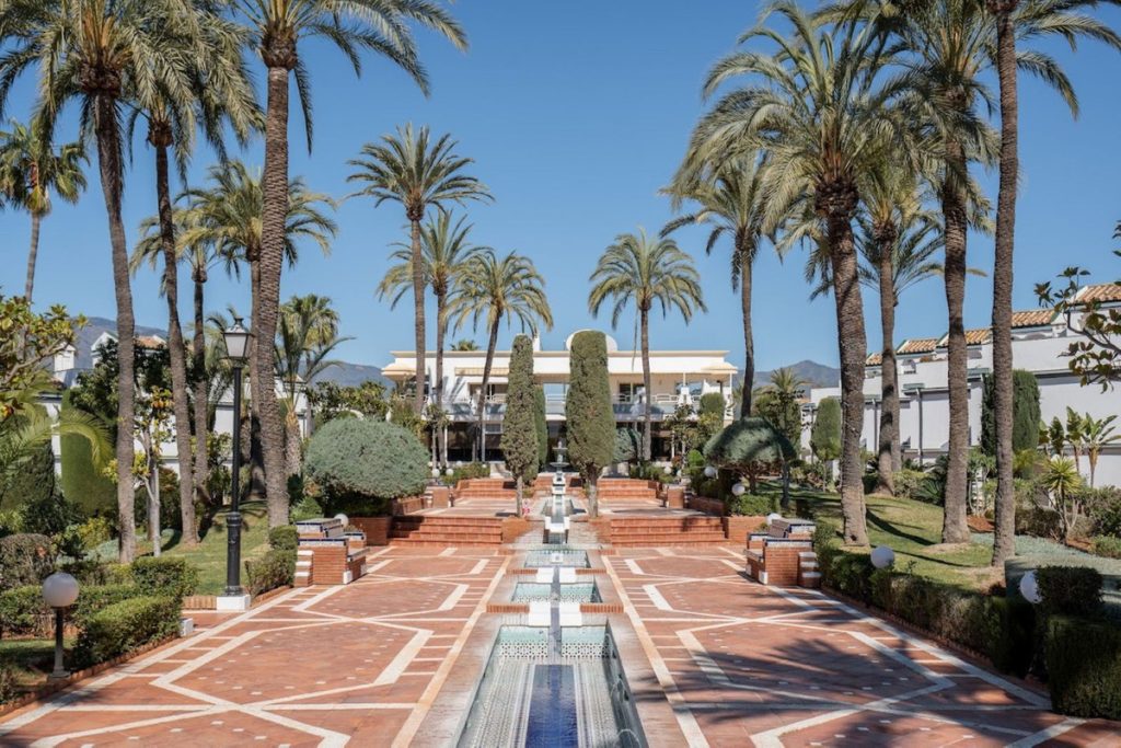 Town house in Estepona