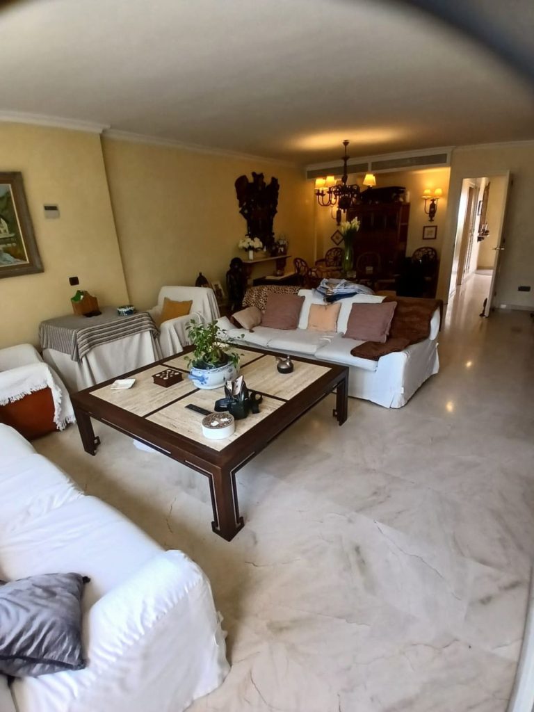 Town house in Estepona