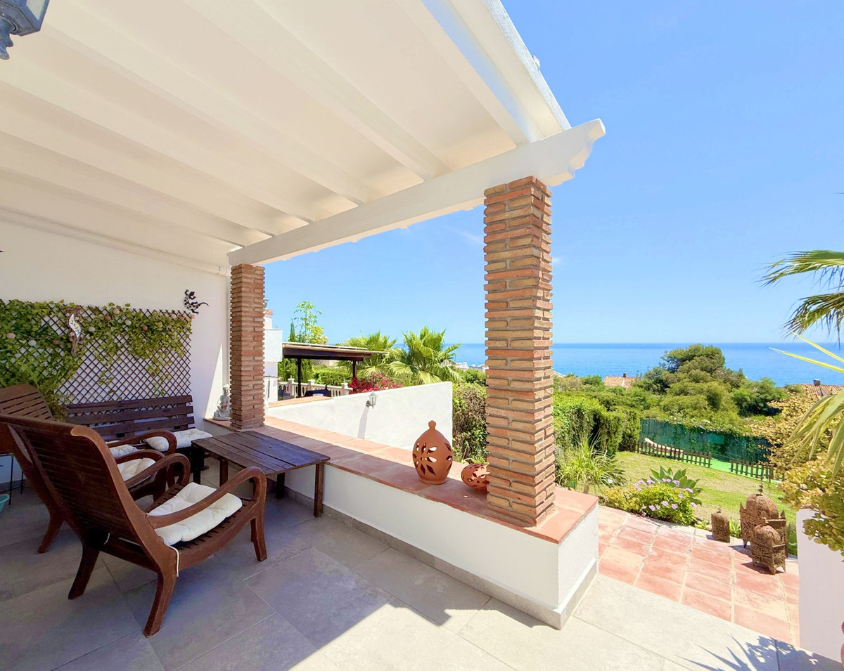 Villa in Estepona