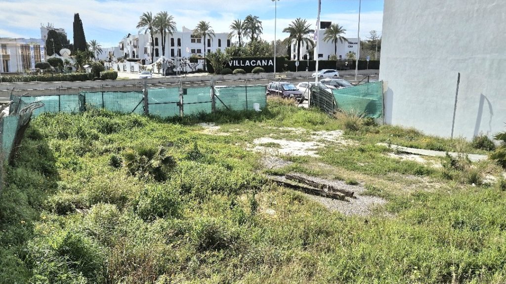 Land in Estepona