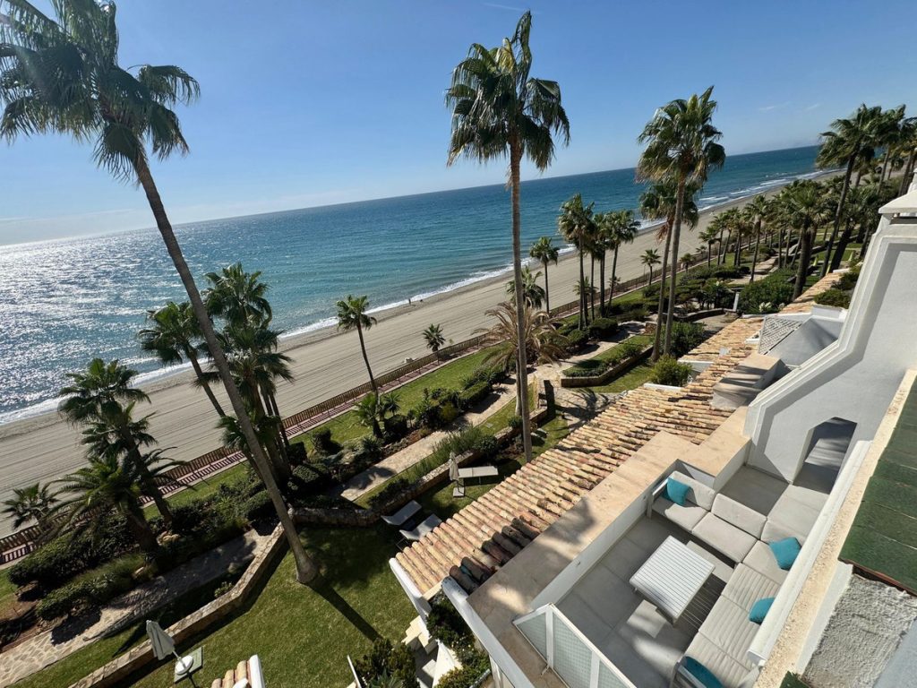 Apartment in Estepona
