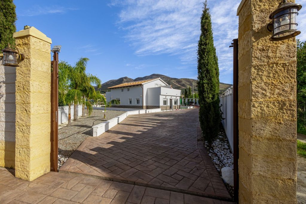 Villa in Alhaurín el Grande