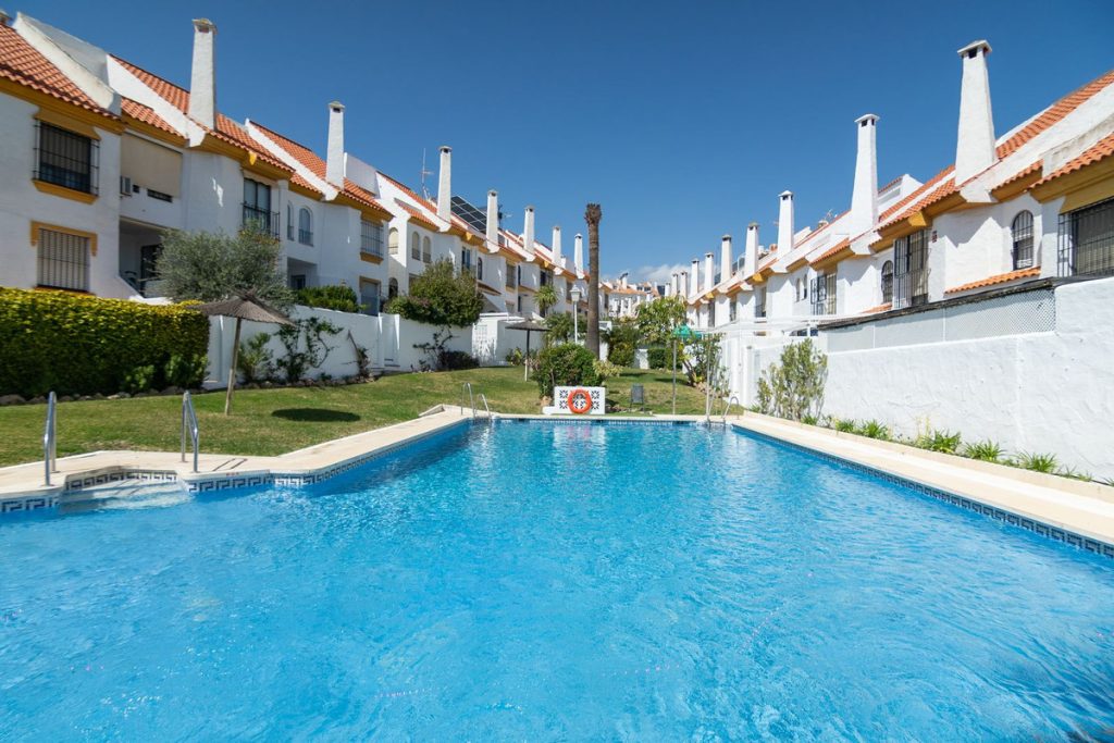 Town house in Estepona