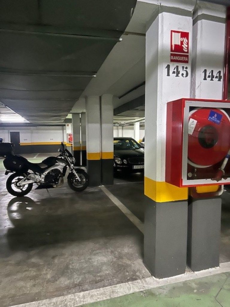 Garage in Marbella