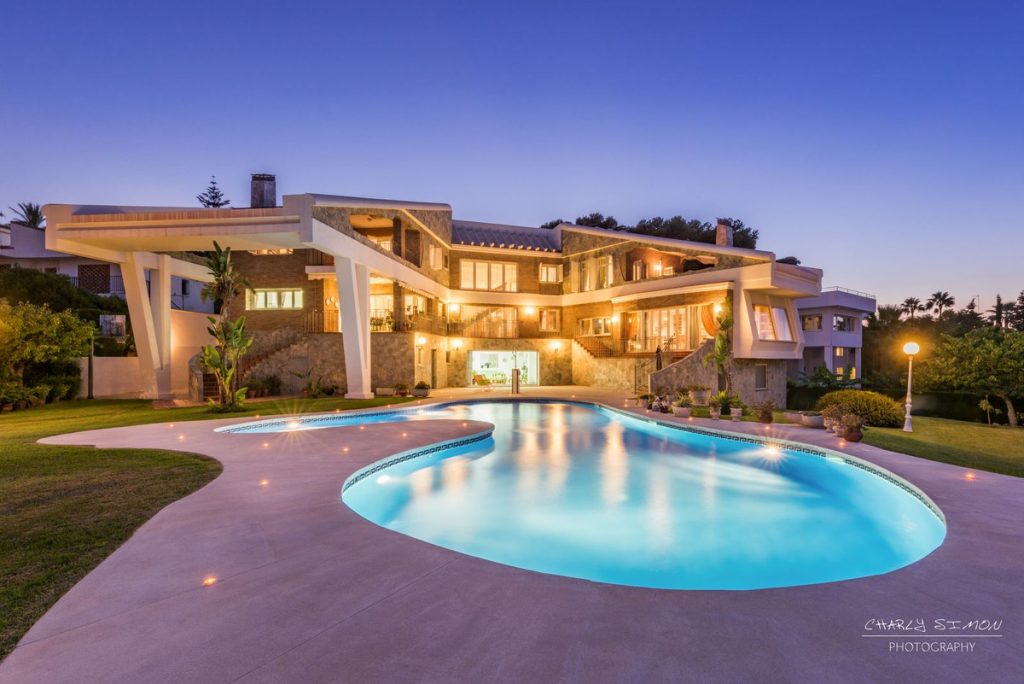 Villa in Churriana