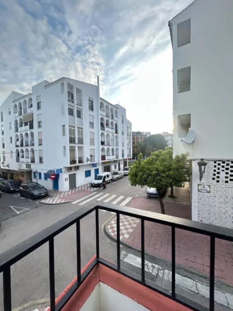 Apartment in Estepona