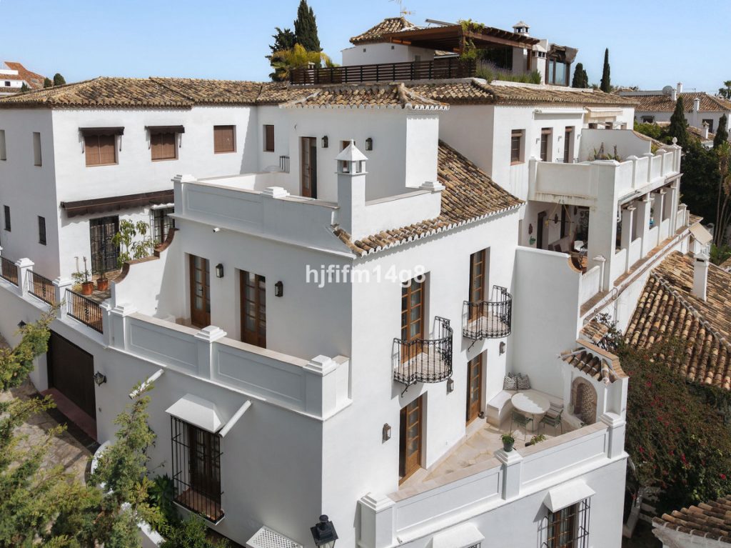 Town house in Marbella