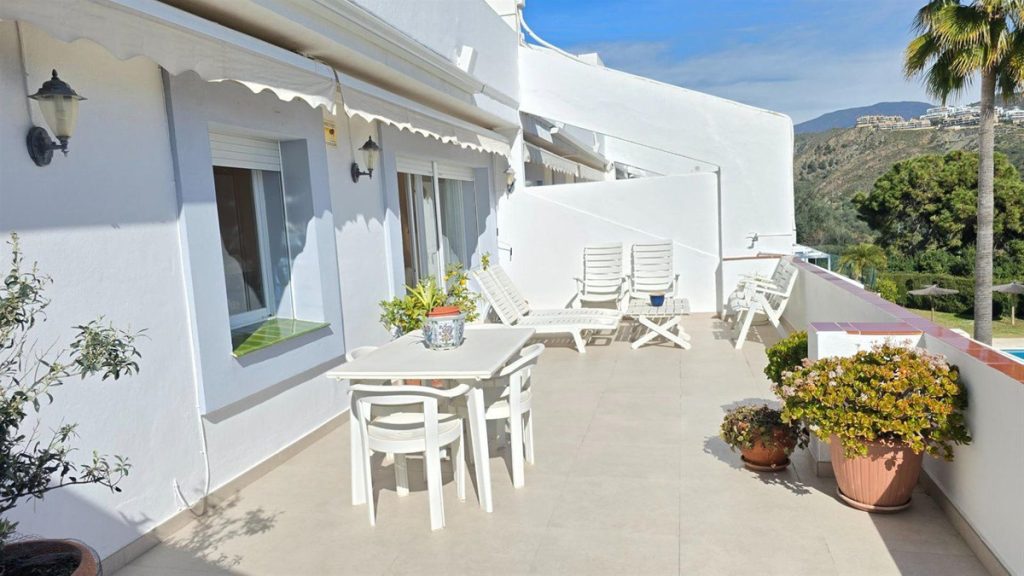 Apartment in Benahavís
