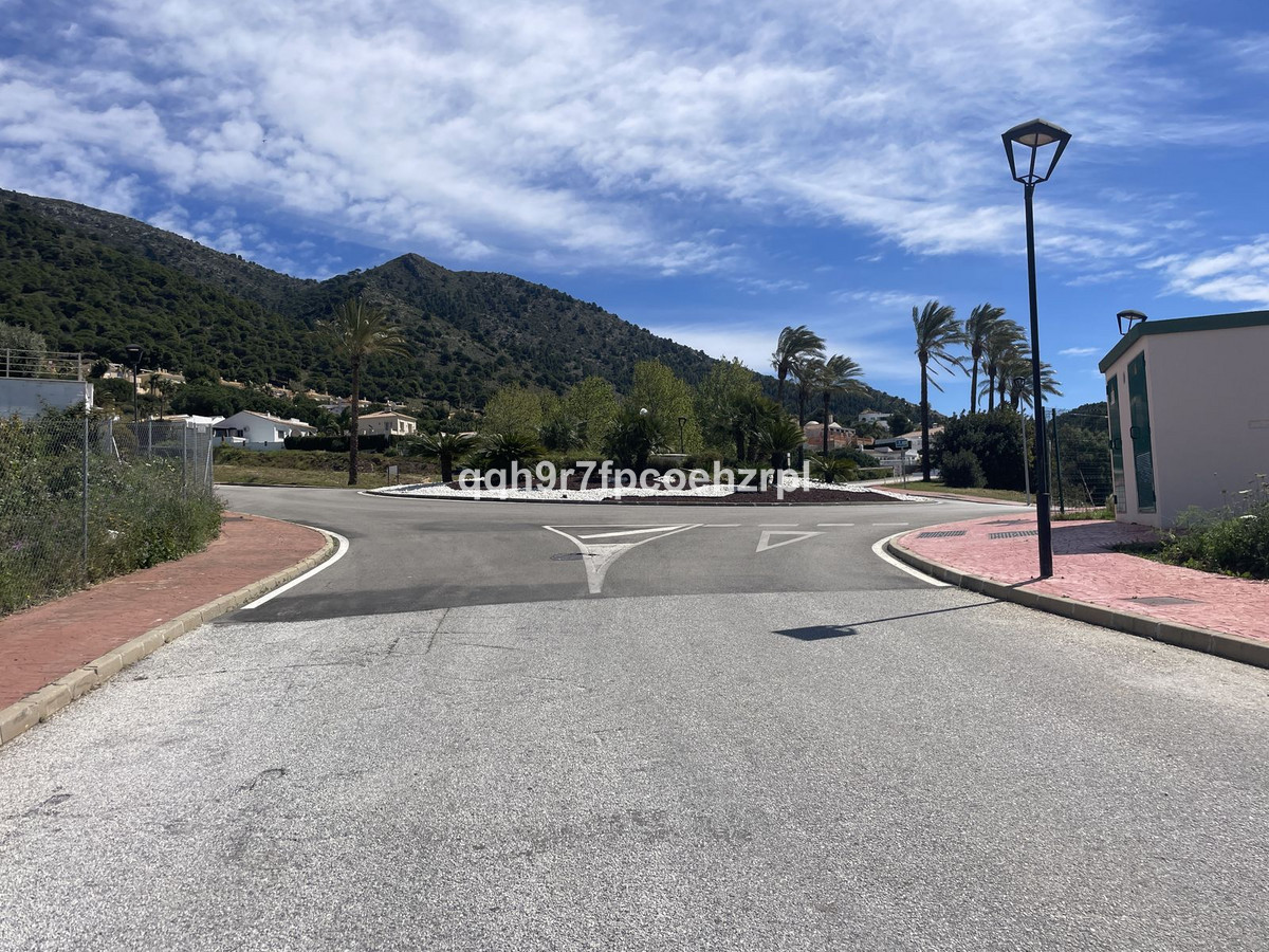 Grundstück in Mijas