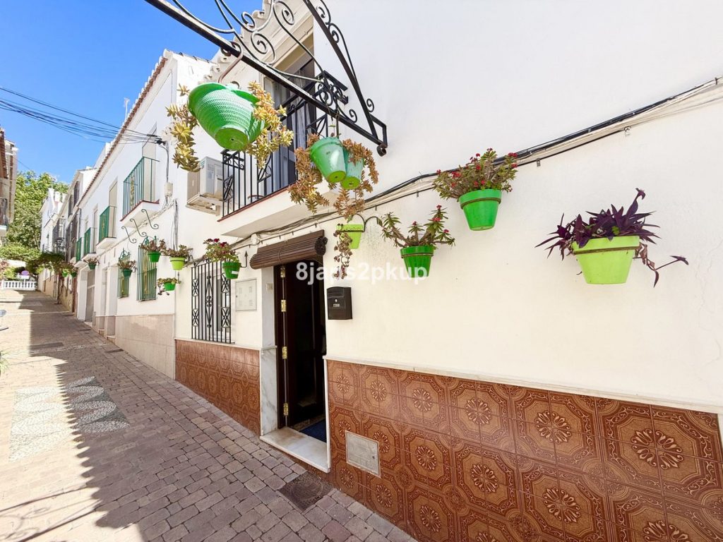 Town house in Estepona