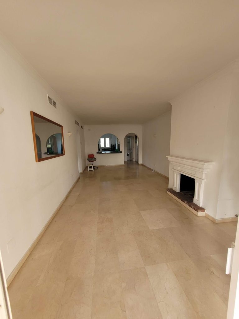 Apartment in Estepona