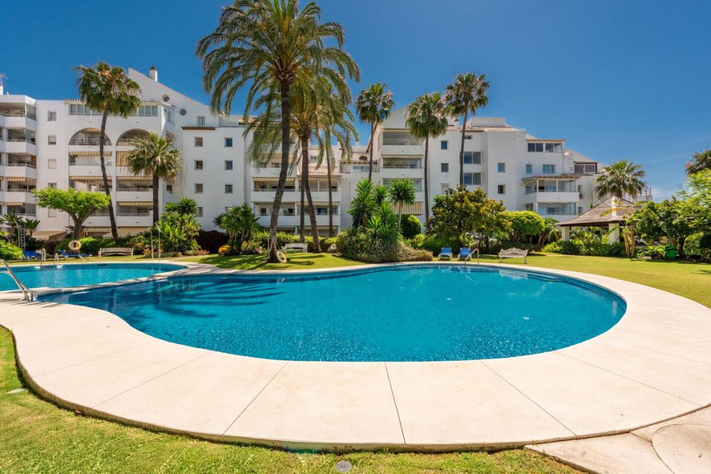 Apartment in Estepona