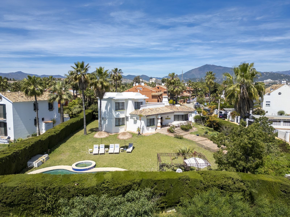 Villa in Atalaya