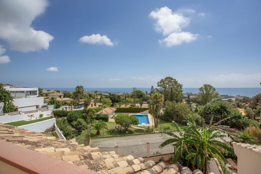 Villa in Benalmadena