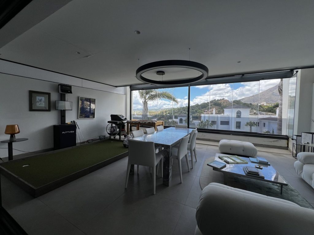 Apartment in Estepona