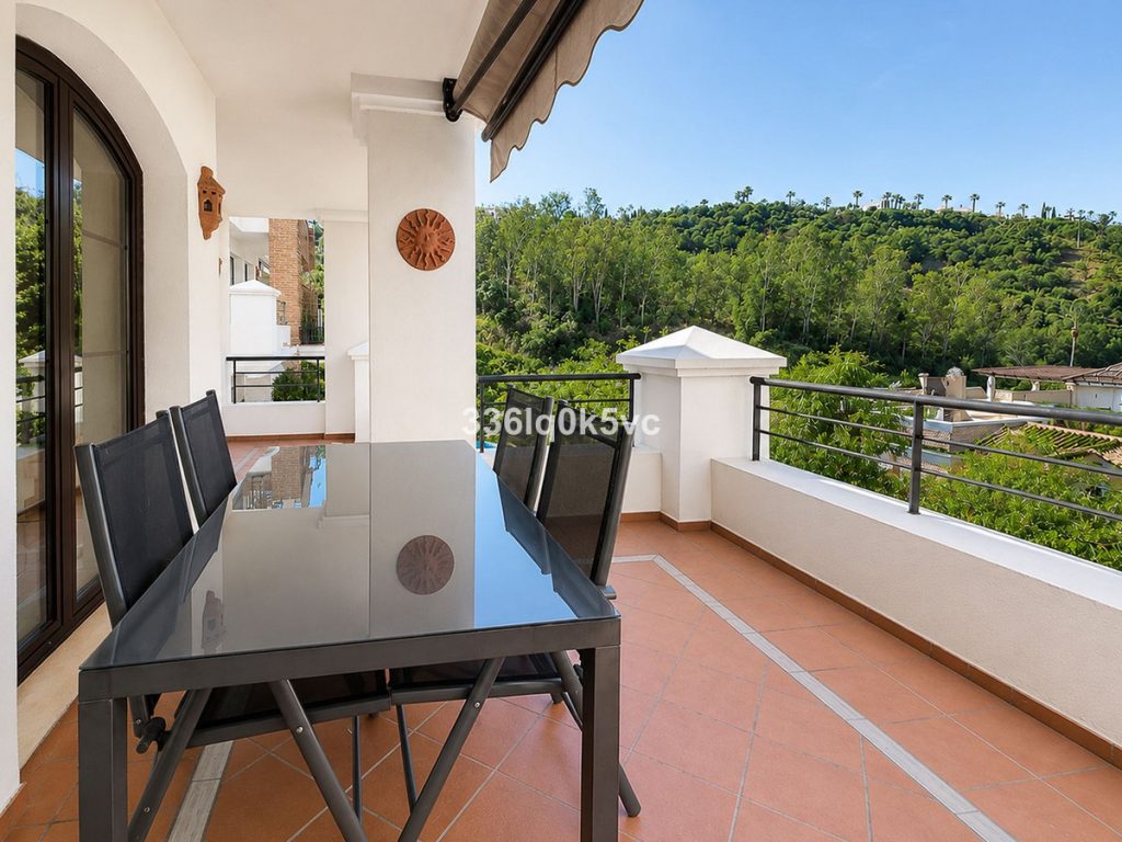 Apartment in Benahavís