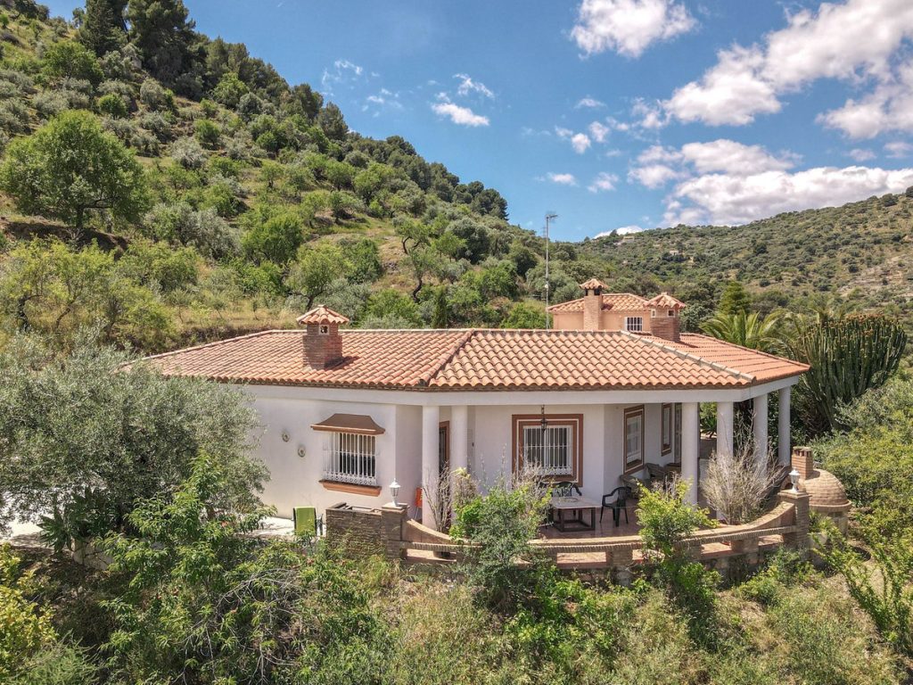 Villa in Monda