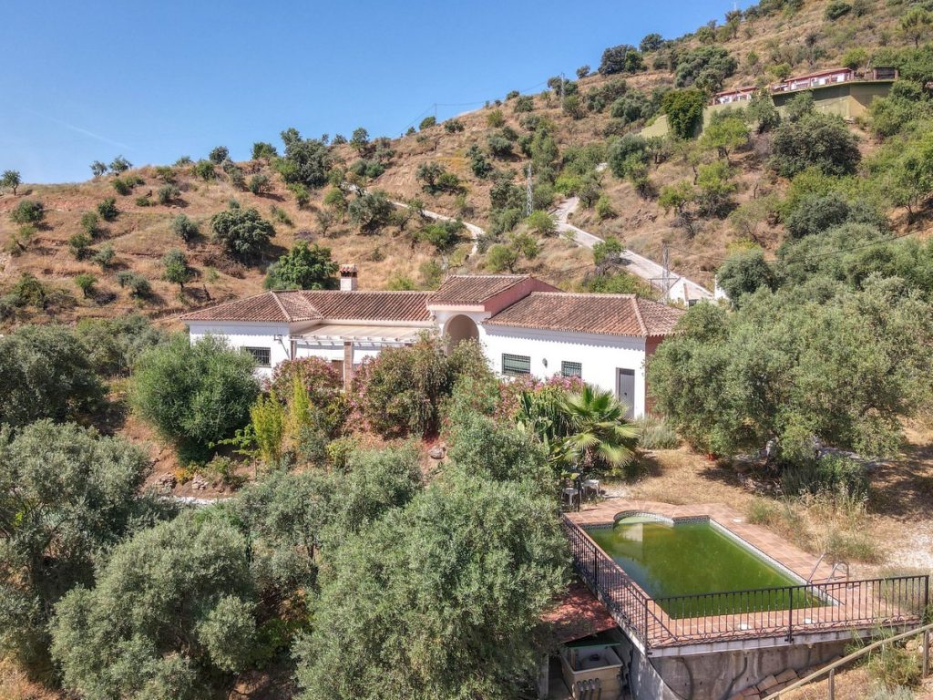 Villa in Monda