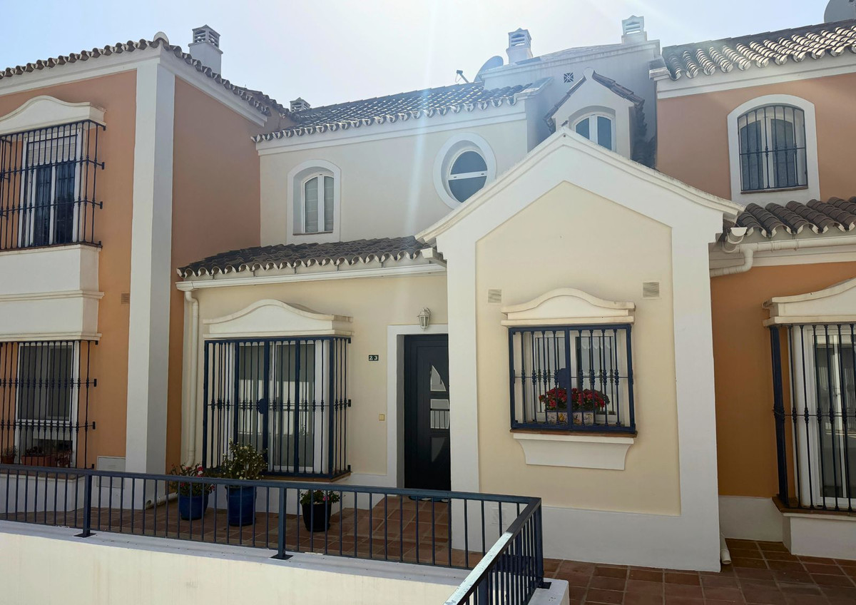 Reihenhaus in Nueva Andalucía