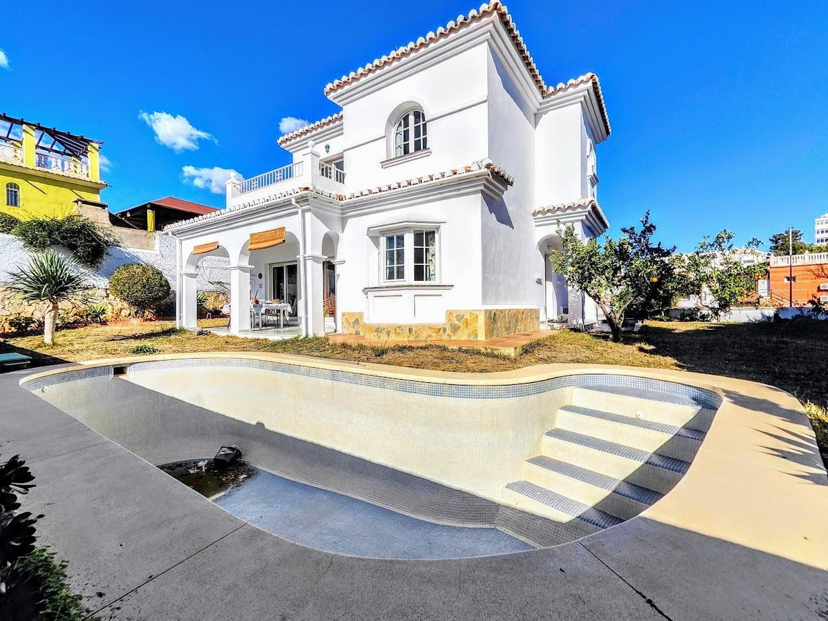 Villa in Benalmadena Costa