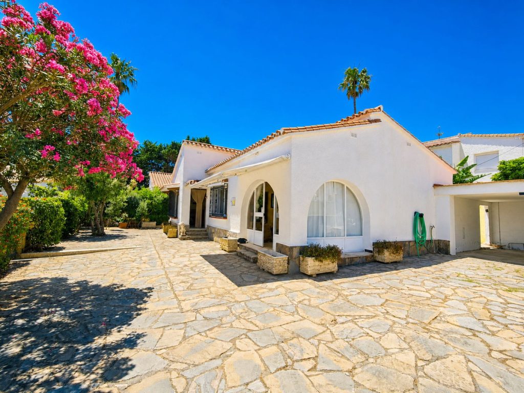Villa in Manilva