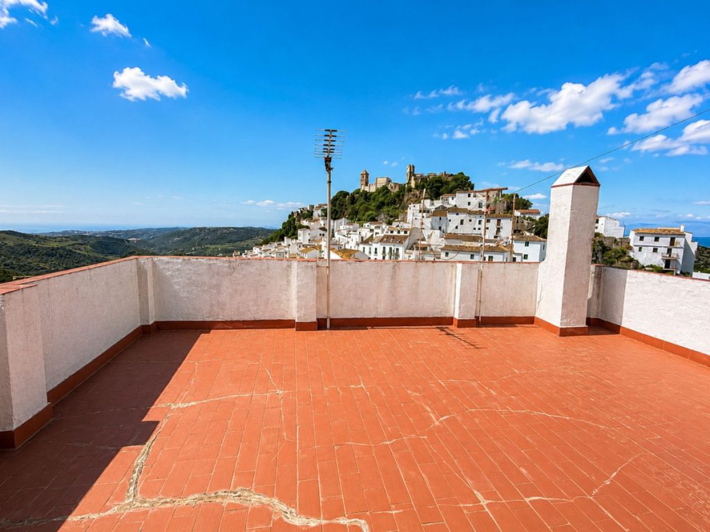 Villa in Casares