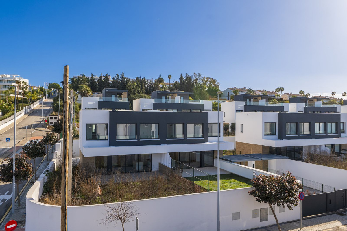 Villa in Estepona