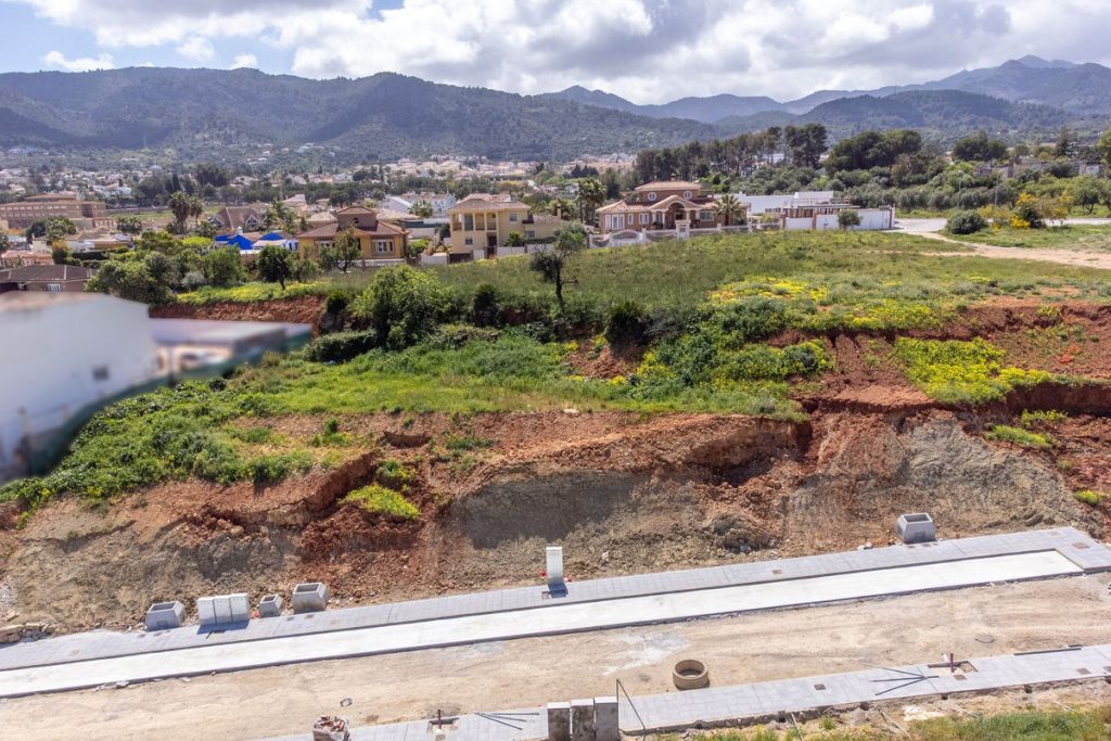 Land in Alhaurín de la Torre