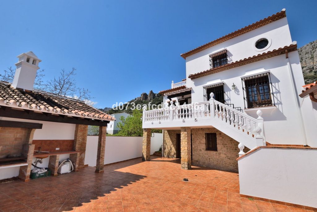 Villa in Montejaque