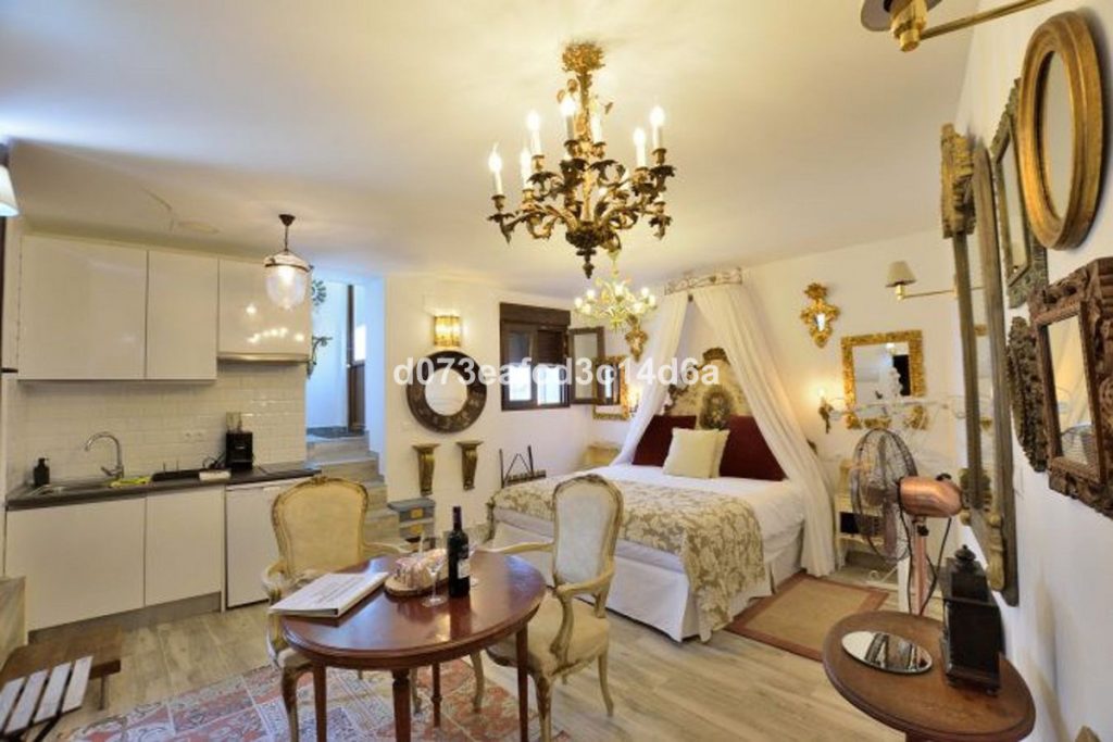 Town house in Montejaque