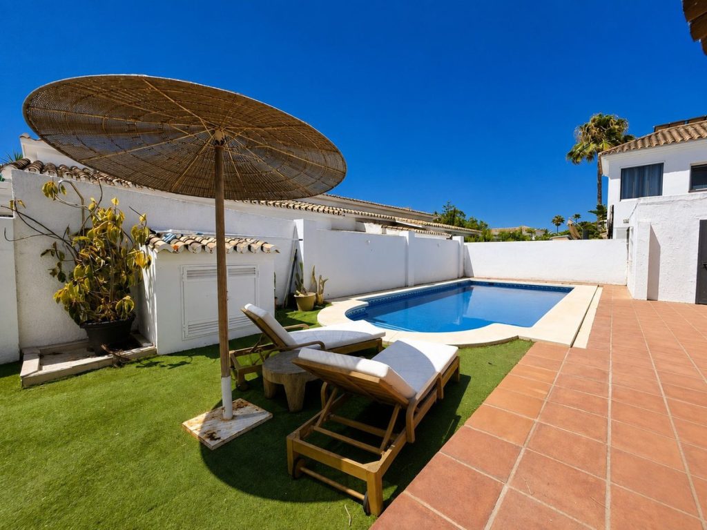 Villa in Estepona