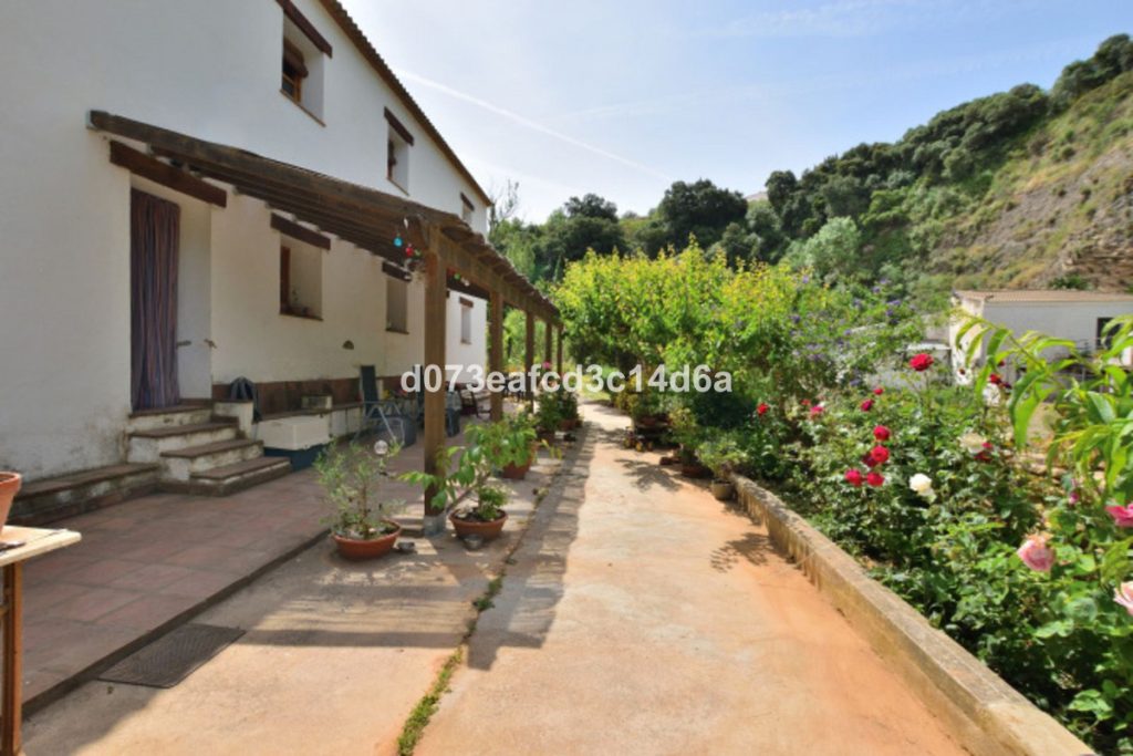Villa in Arriate