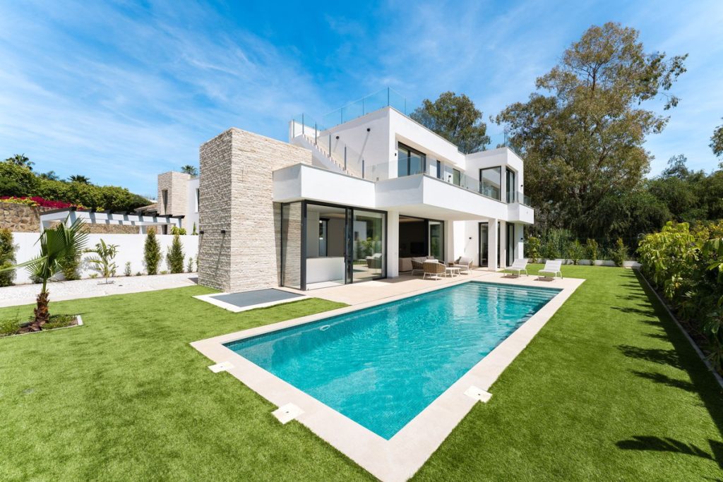 Villa in Estepona