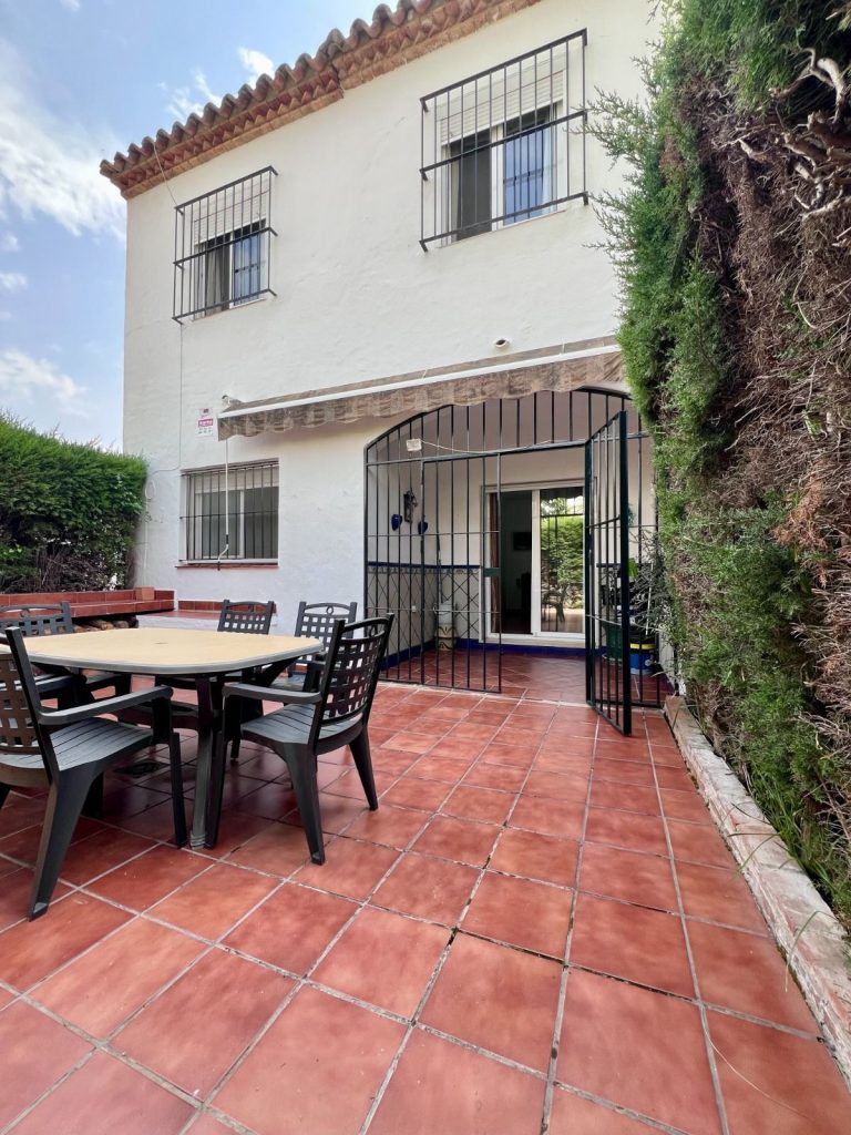 Town house in Estepona