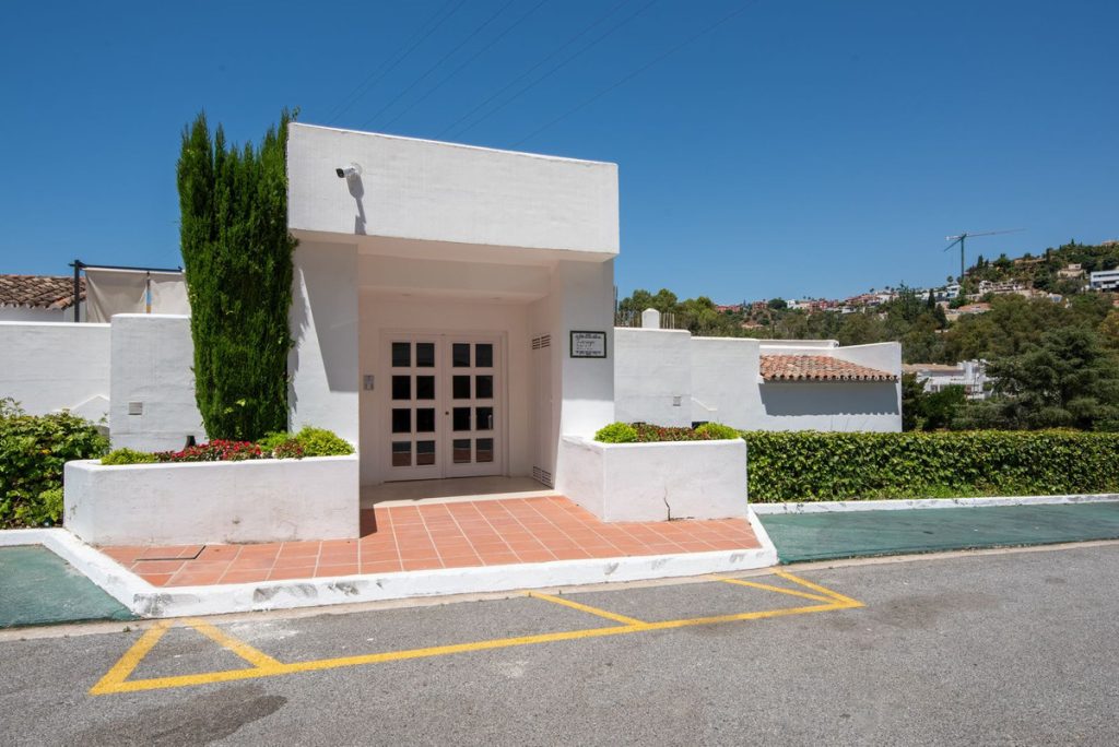 Apartment in Benahavís