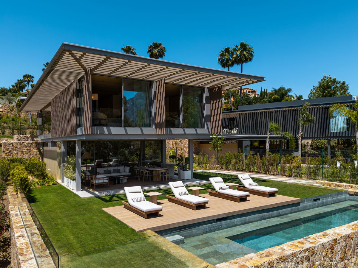 Villa in Nueva Andalucía