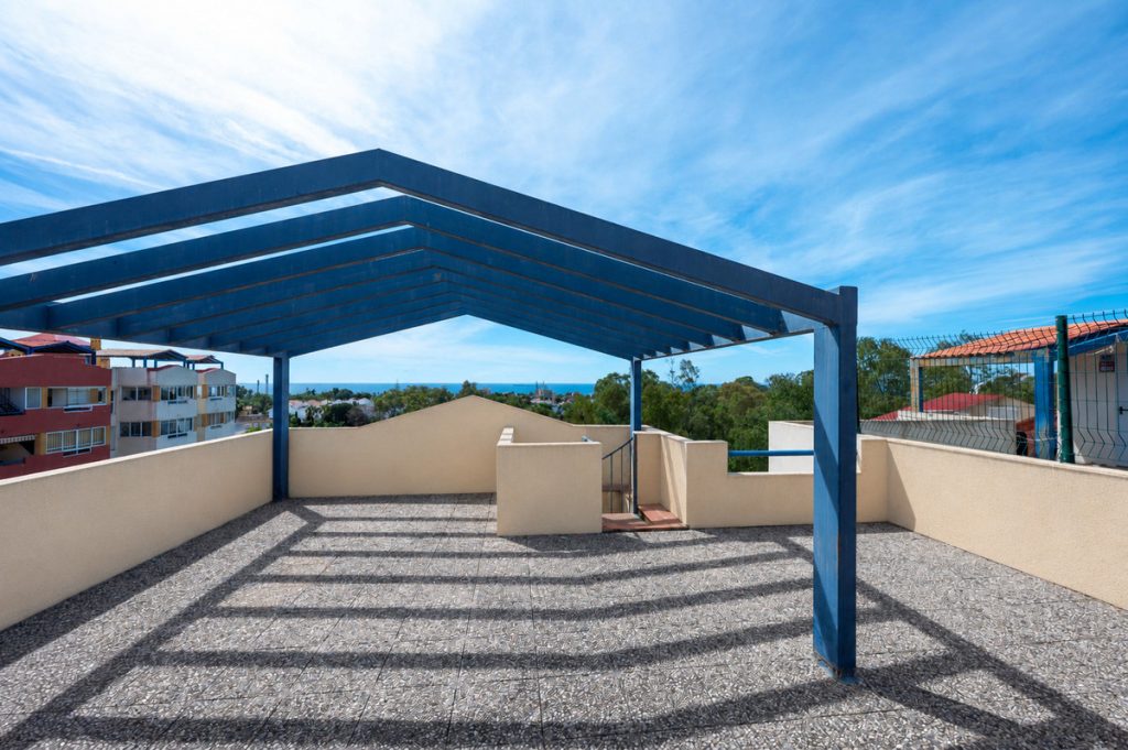Apartment in El Paraiso