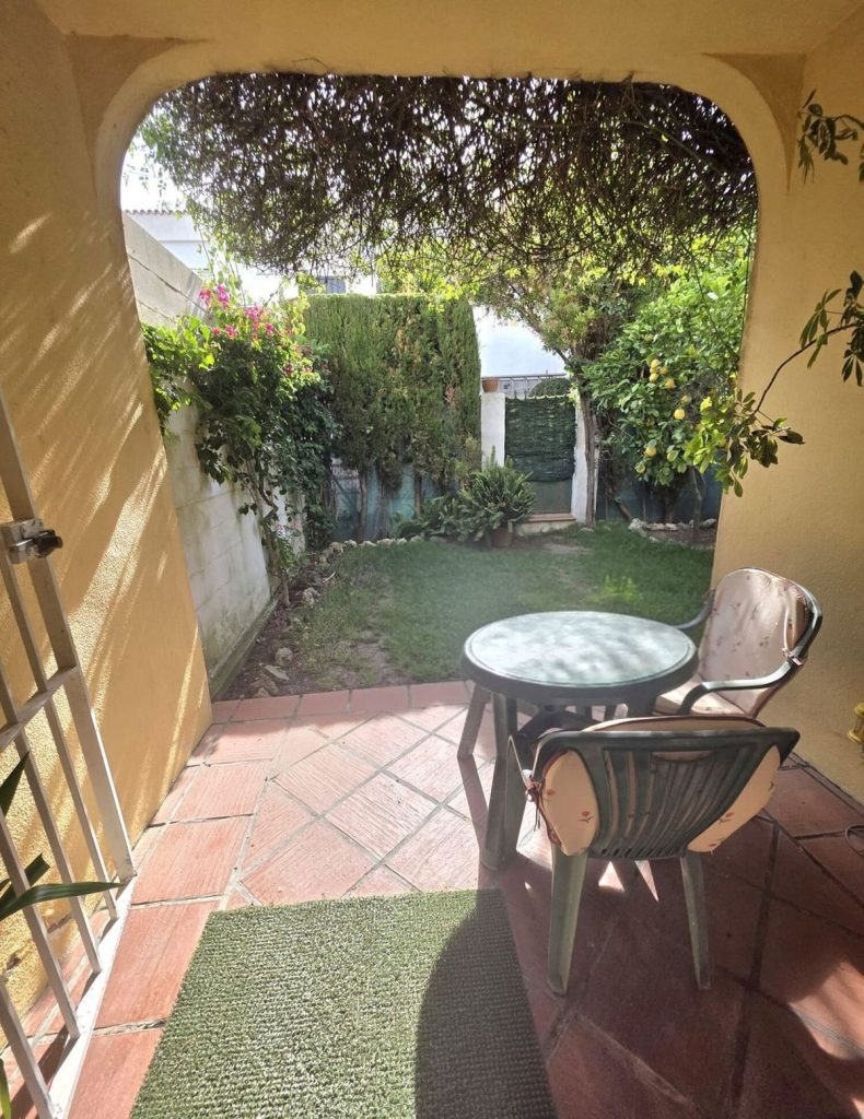 Town house in Estepona