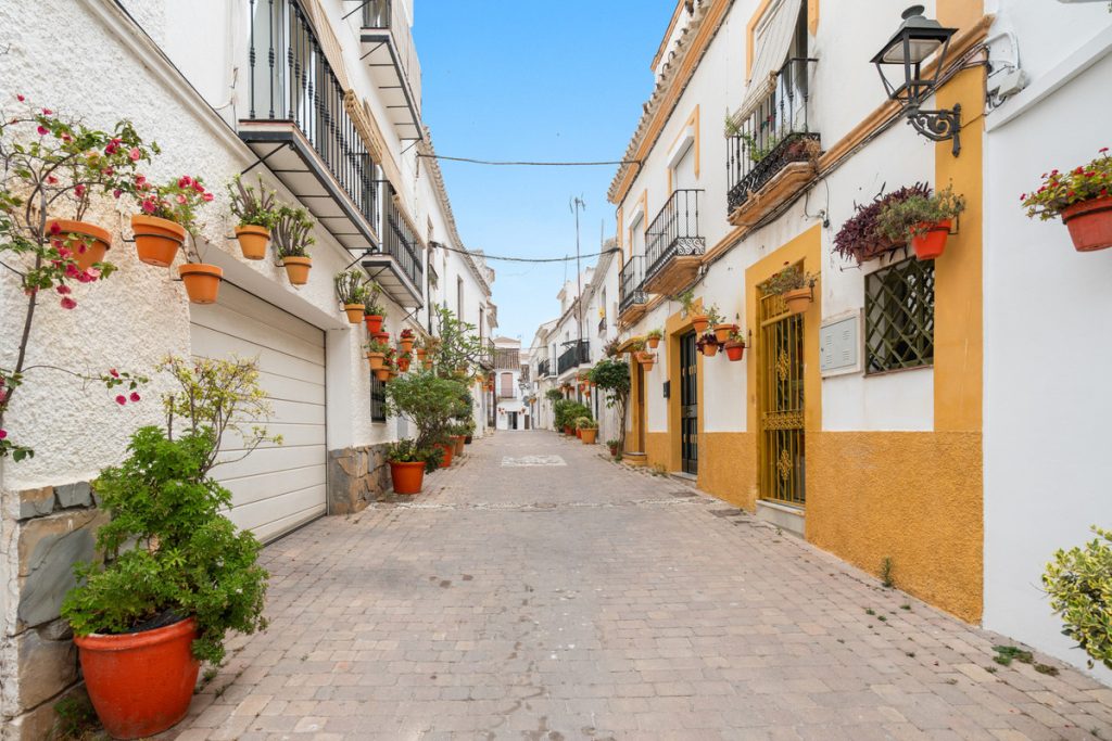 Town house in Estepona