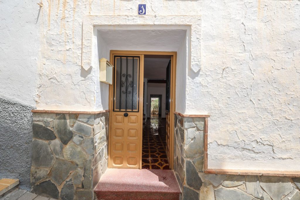 Town house in Tolox