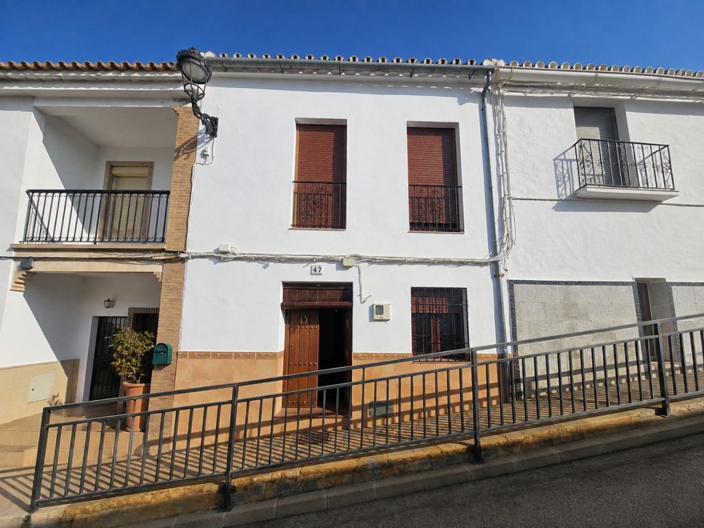Villa in Serrato