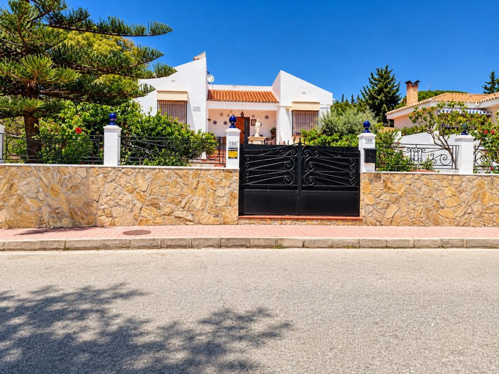 Villa in Vélez-Málaga