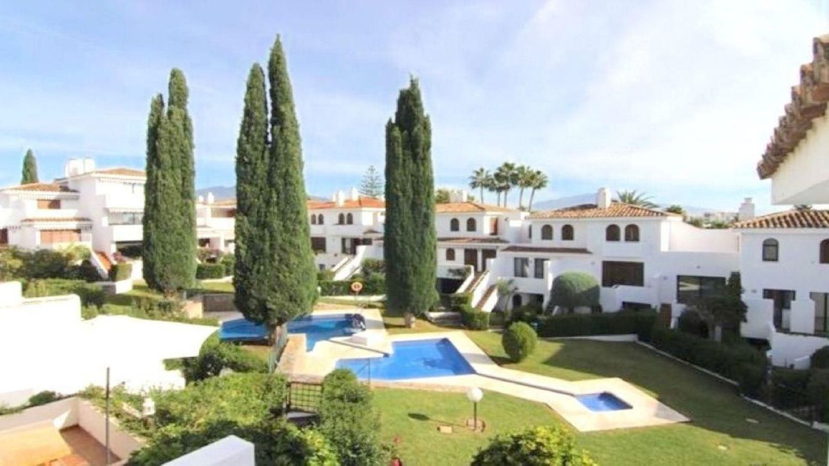 Villa in Estepona