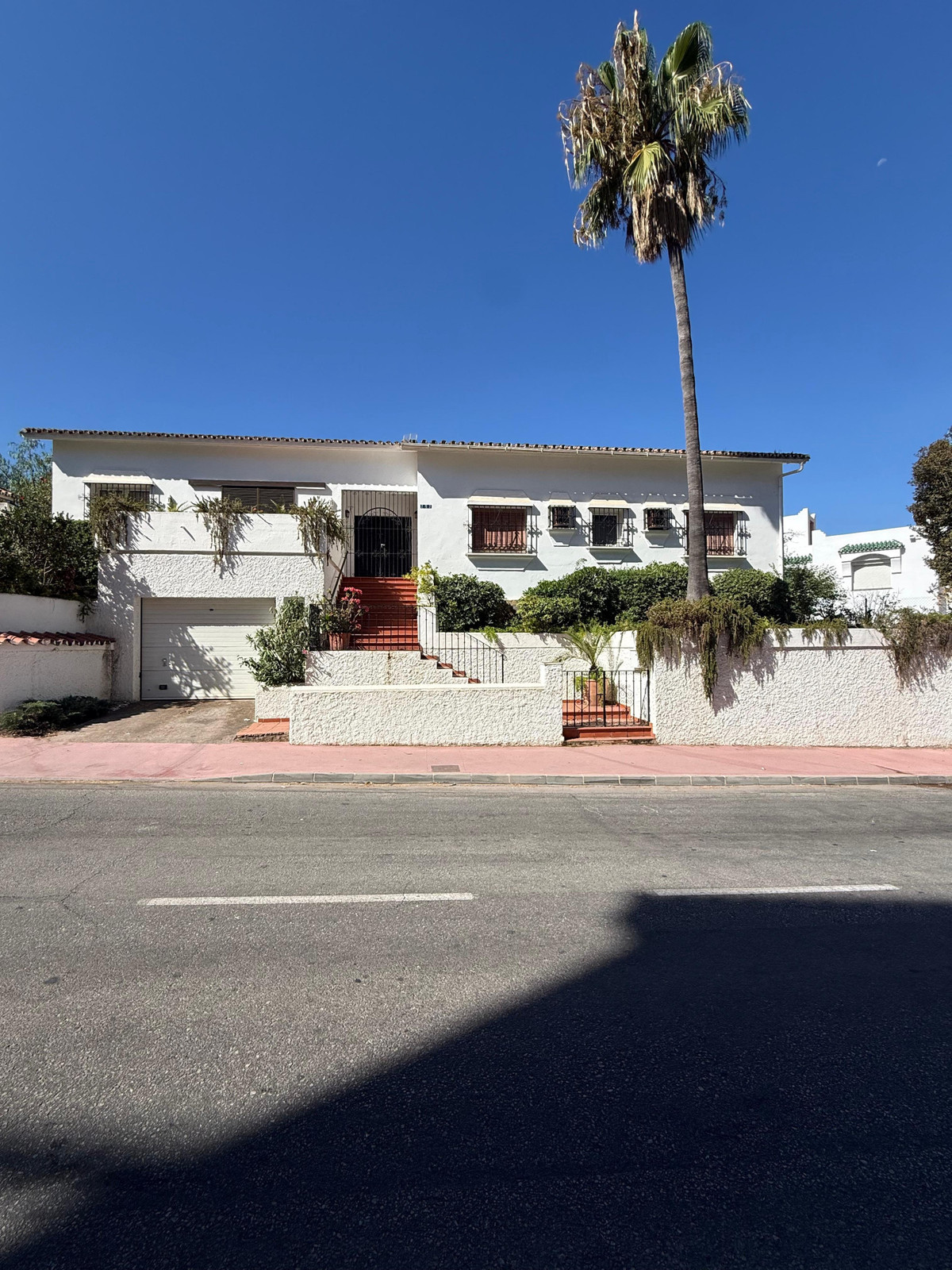 Villa in Nueva Andalucía