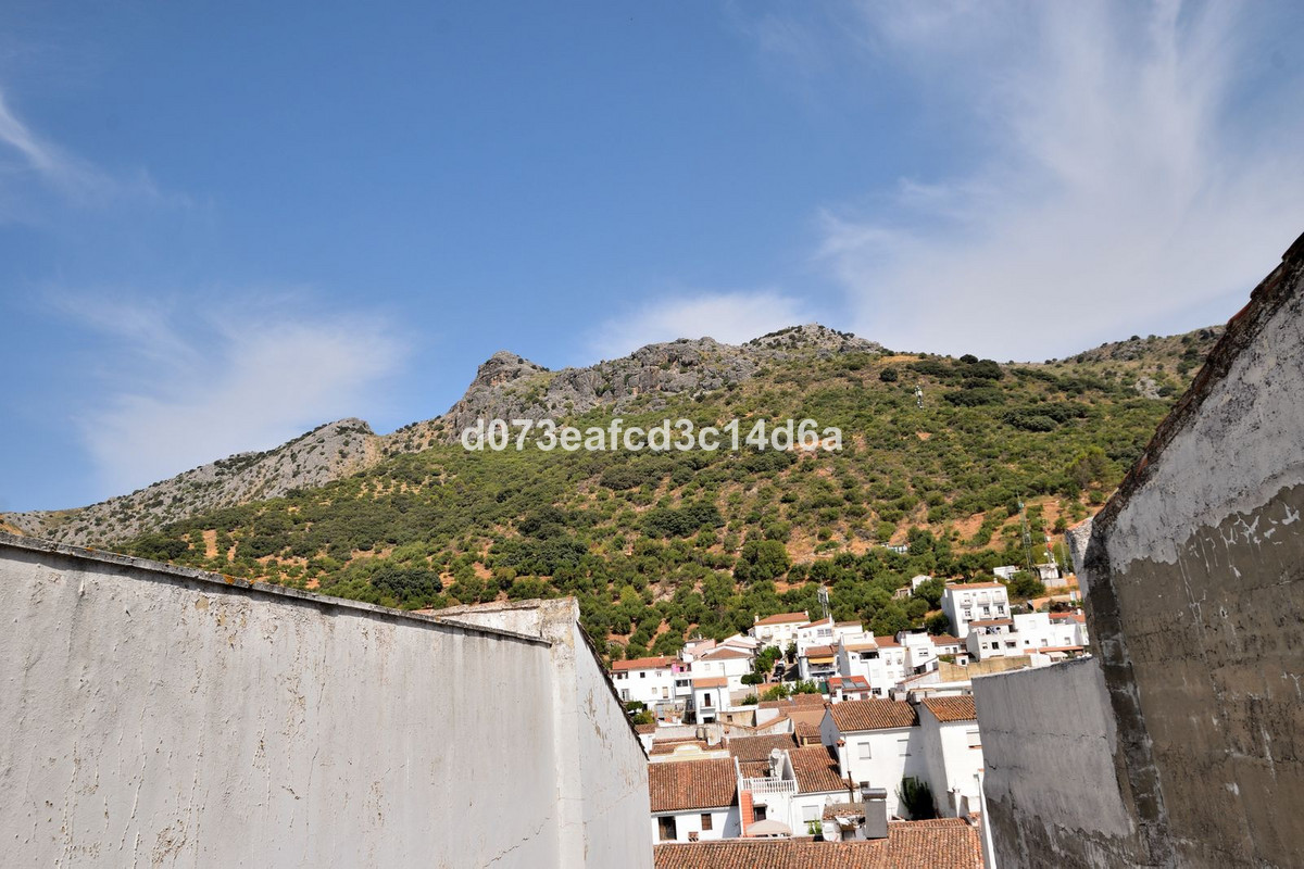 Reihenhaus in Cortes de la Frontera