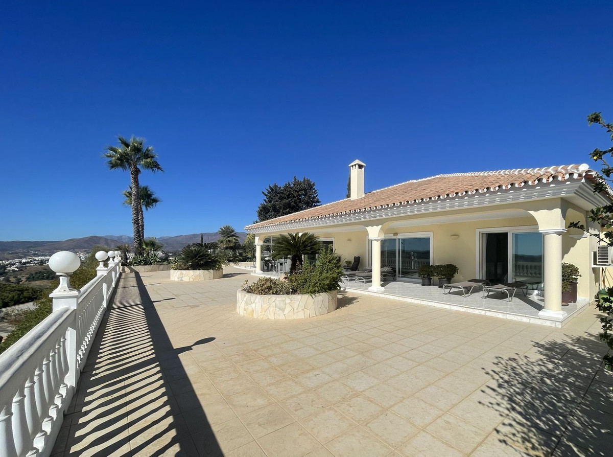 Villa in Sierrezuela