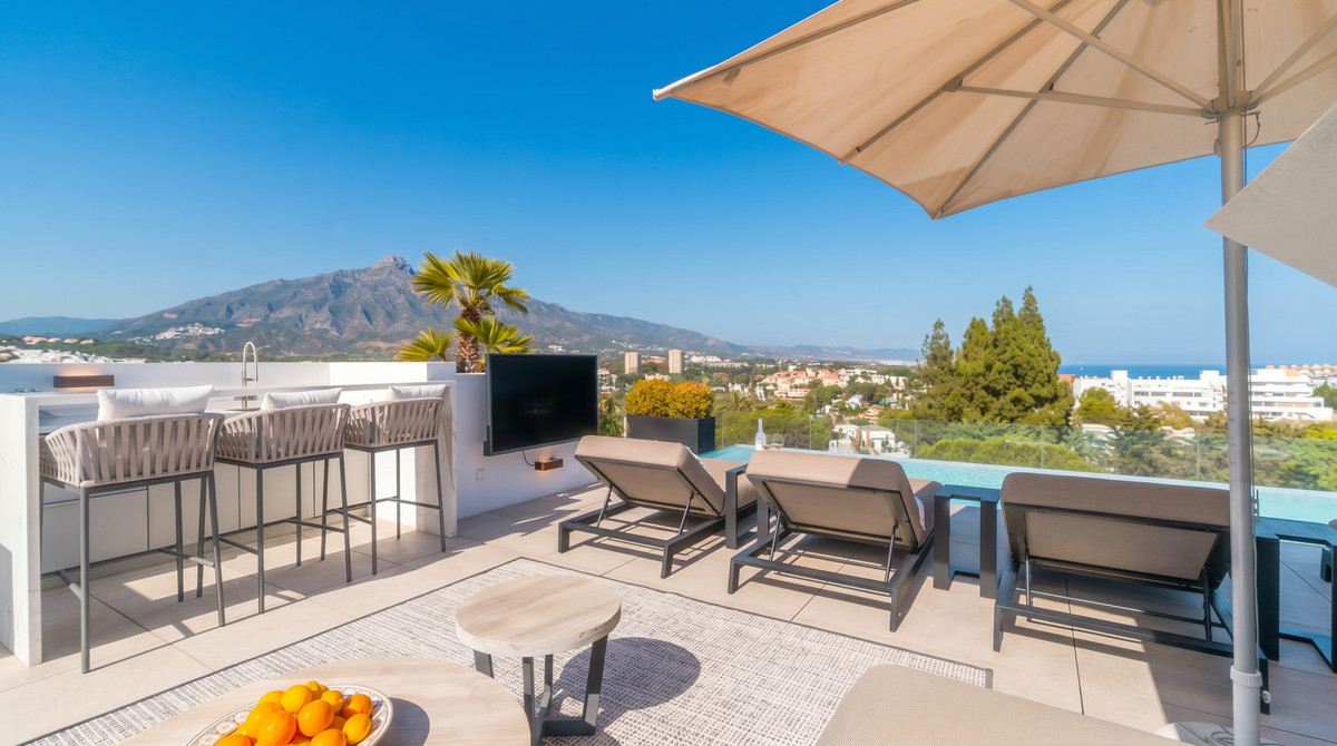 Villa in Nueva Andalucía
